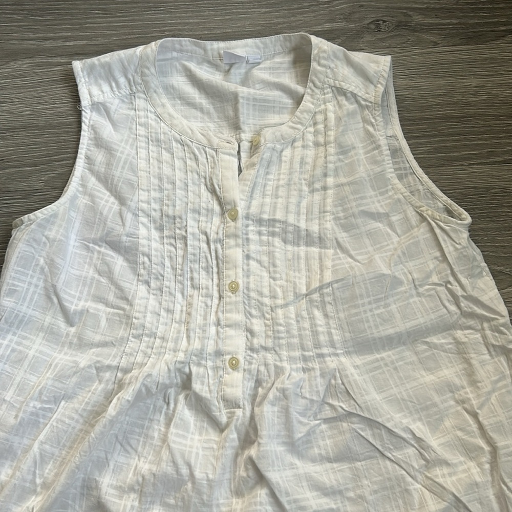 GAP Factory Women’s Sleeveless Pintuck Top